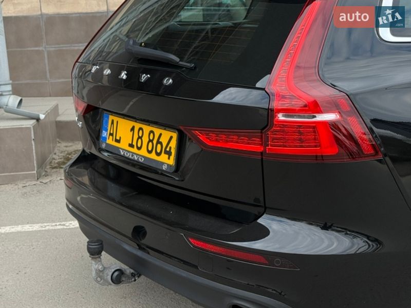 Універсал Volvo V60 2019 в Тернополі