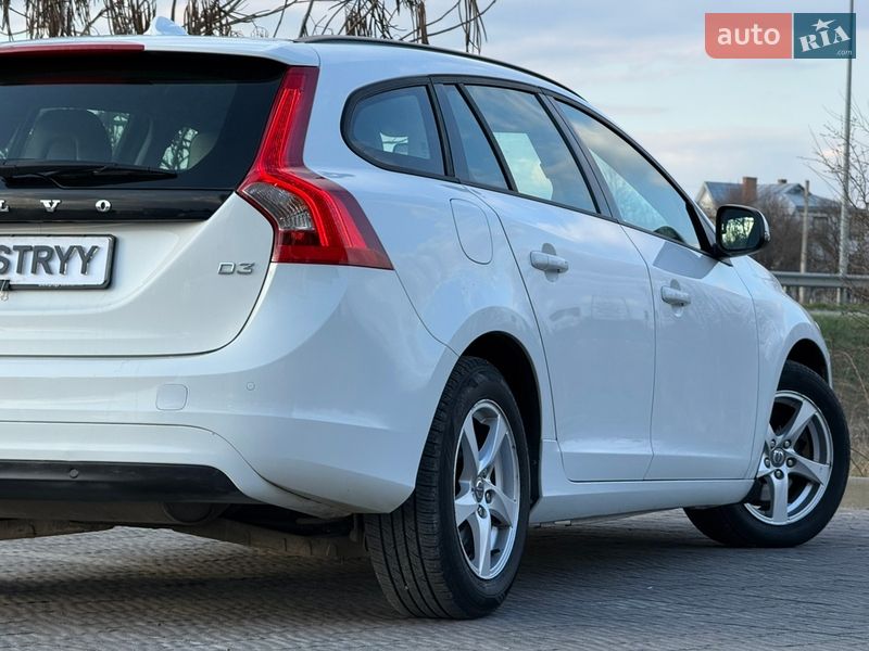 Универсал Volvo V60 2014 в Стрые фото 28 Универсал Volvo V60 2014 в Стрые