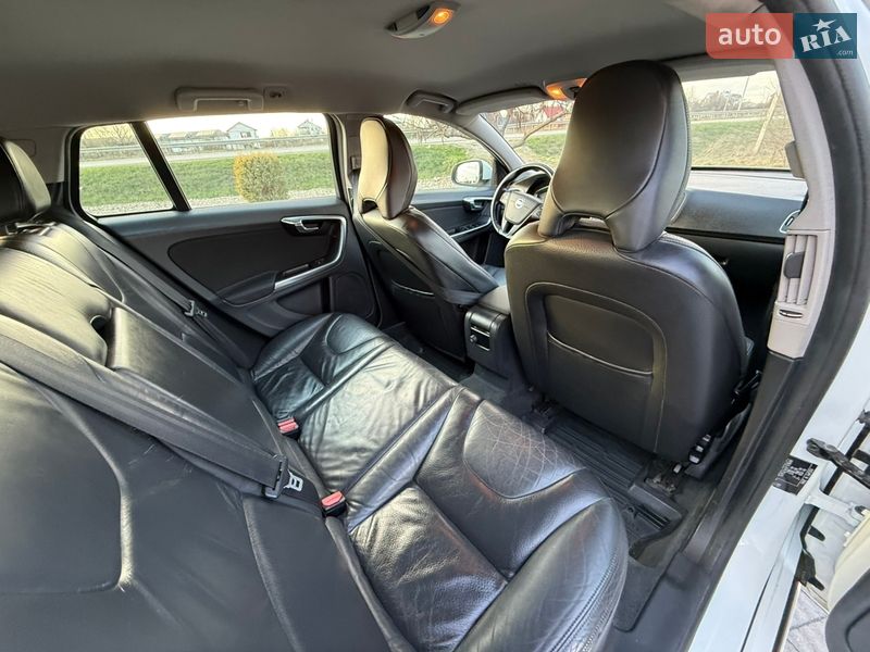 Универсал Volvo V60 2014 в Стрые фото 36 Универсал Volvo V60 2014 в Стрые