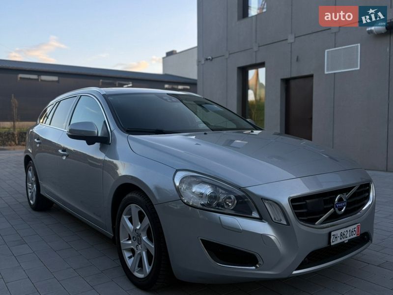 Універсал Volvo V60 2013 в Луцьку