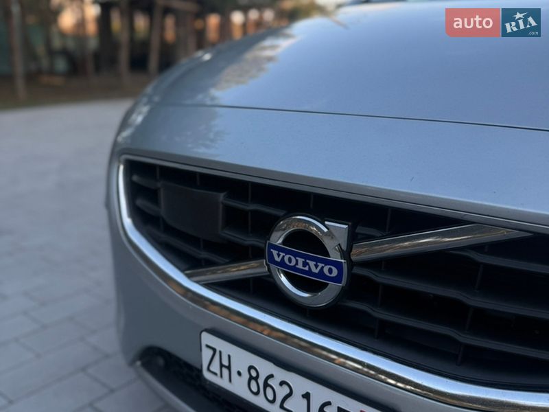 Універсал Volvo V60 2013 в Луцьку