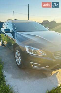 Универсал Volvo V60 2013 в Киеве