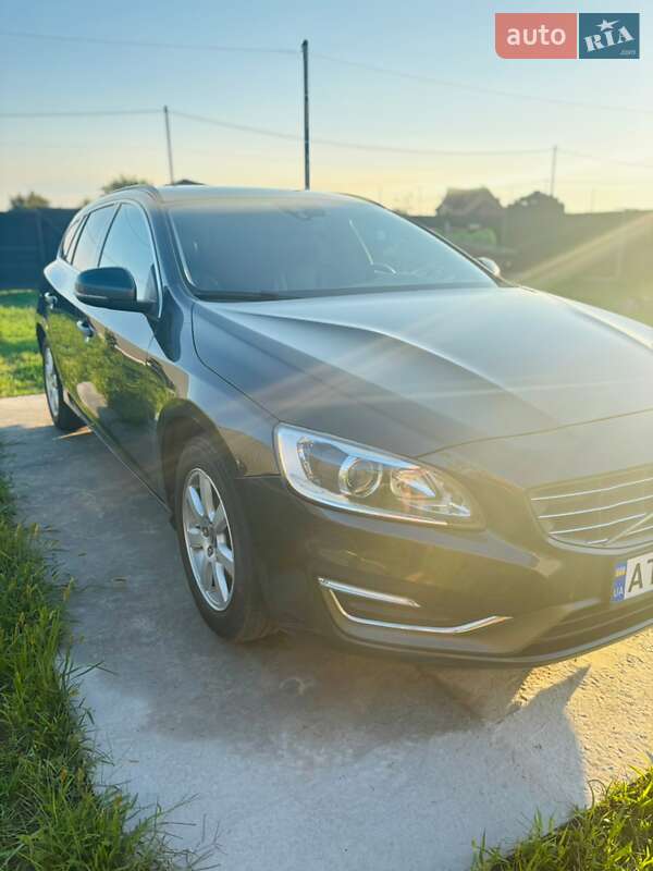 Универсал Volvo V60 2013 в Киеве