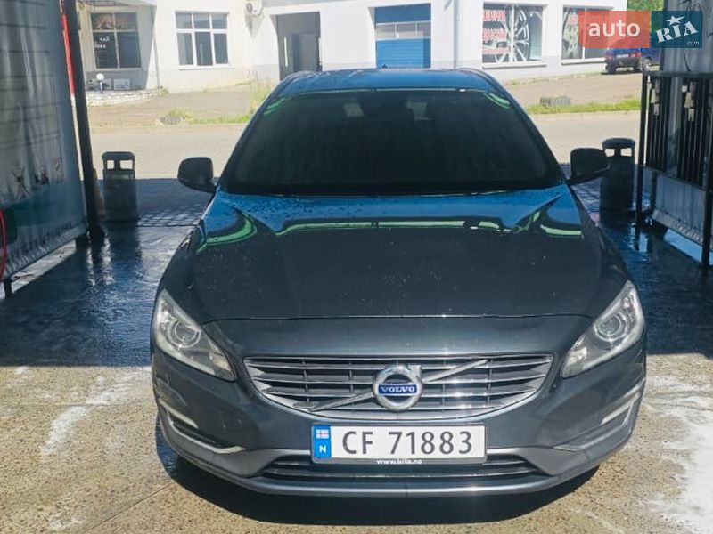 Универсал Volvo V60 2013 в Киеве