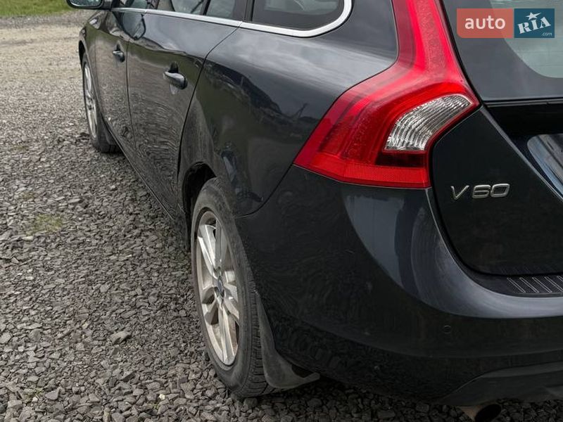 Універсал Volvo V60 2012 в Вараші