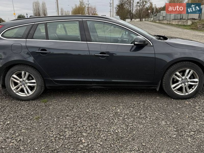 Універсал Volvo V60 2012 в Вараші