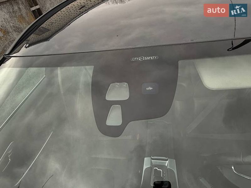 Універсал Volvo V60 2012 в Вараші