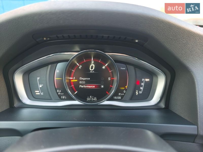 Універсал Volvo V60 2014 в Києві