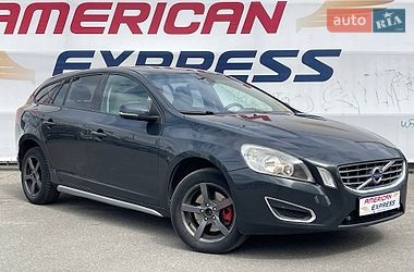 Универсал Volvo V60 2013 в Киеве