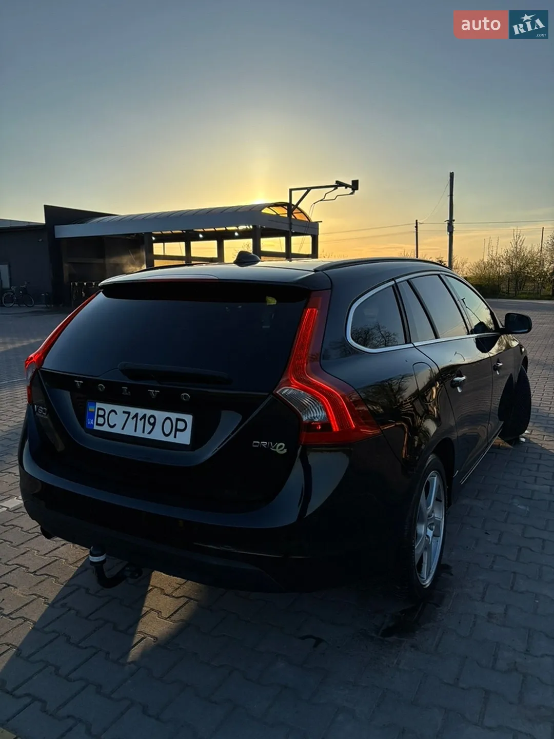 2011 Volvo V60 - мініатюра 8