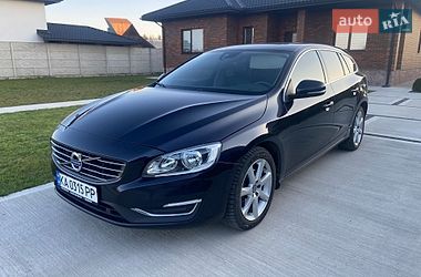 Універсал Volvo V60 2017 в Рівному