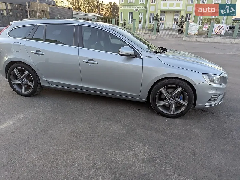 Volvo V60 2014 VIN YV1GWAA50F1224512 фото оголошення 9 з 126