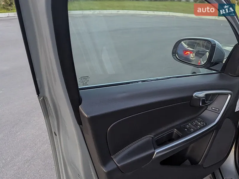 Volvo V60 2014 VIN YV1GWAA50F1224512 фото оголошення 36 з 126