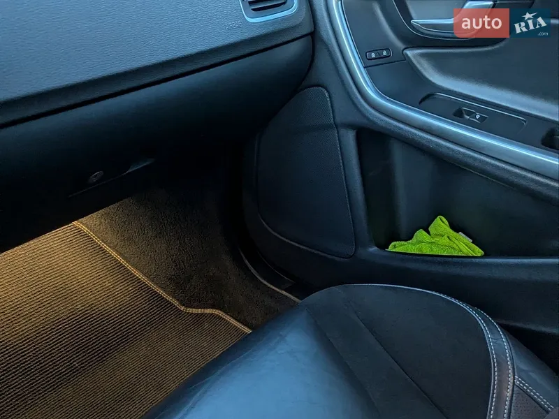 Volvo V60 2014 VIN YV1GWAA50F1224512 фото оголошення 64 з 126