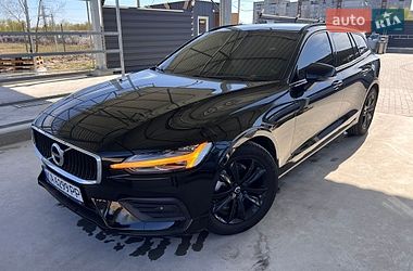 Універсал Volvo V60 2019 в Чернігові