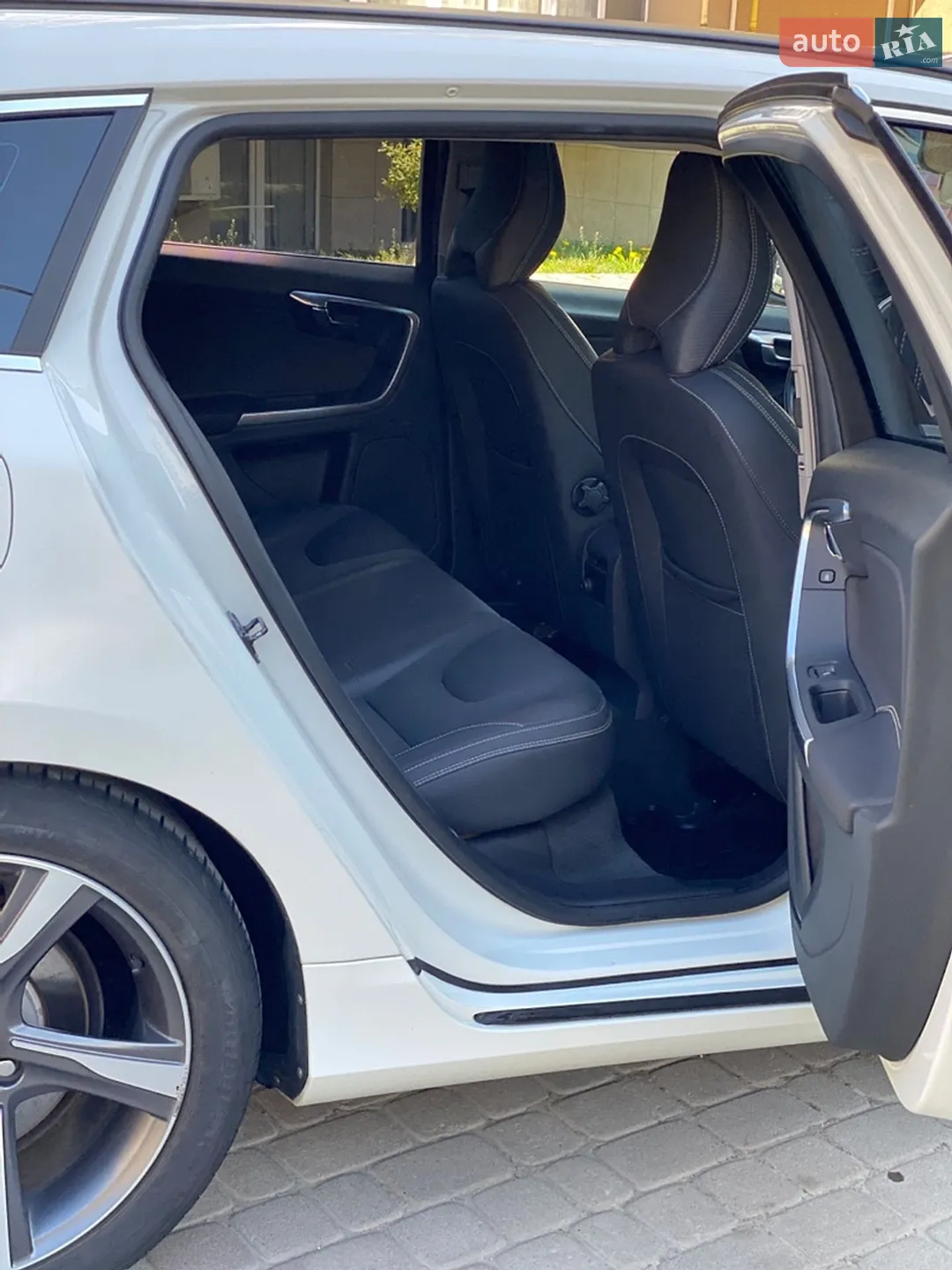 2012 Volvo V60 - мініатюра 17