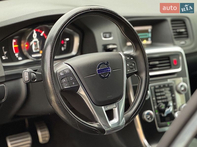 Універсал Volvo V60 2017 в Дрогобичі