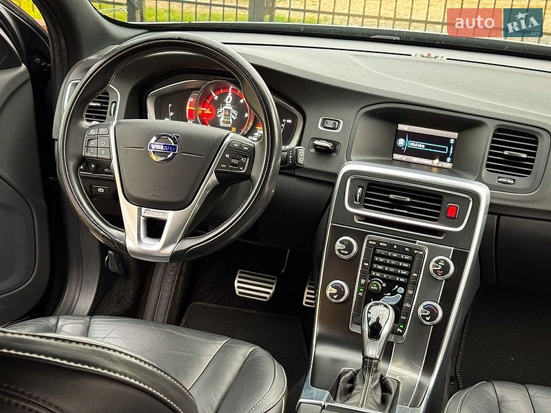 Універсал Volvo V60 2017 в Дрогобичі
