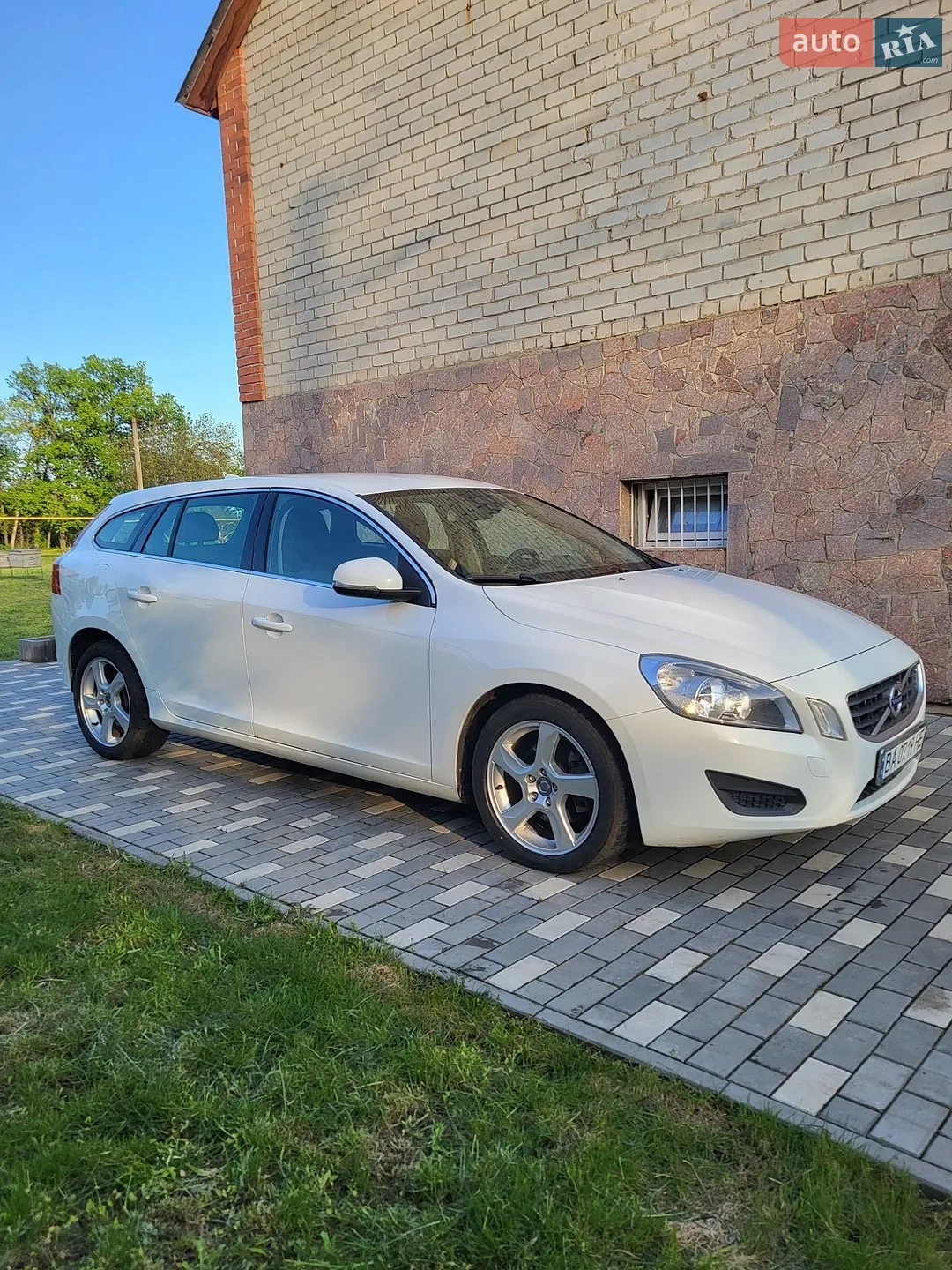 2011 Volvo V60 - мініатюра 4