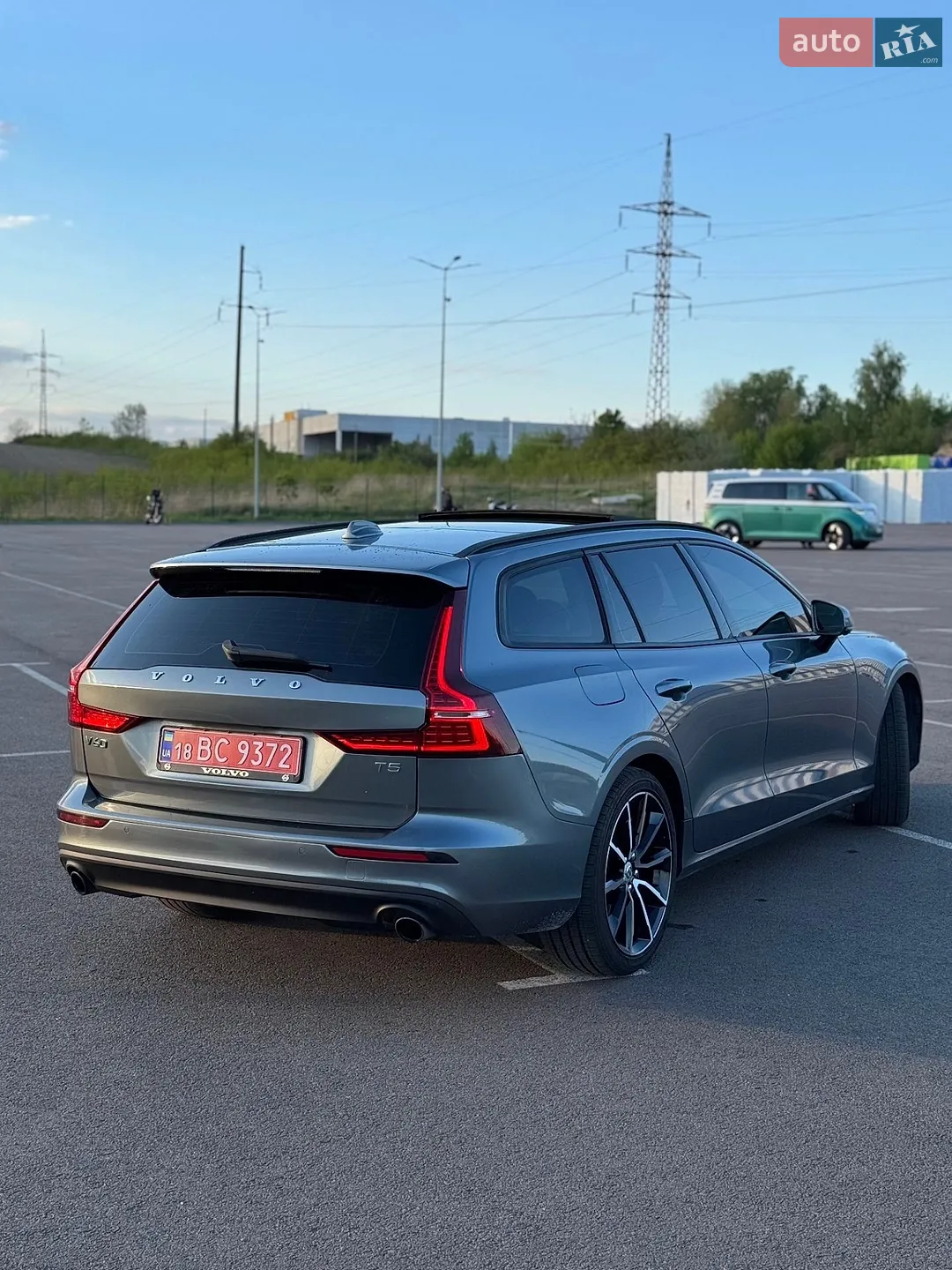 2019 Volvo V60 - мініатюра 12