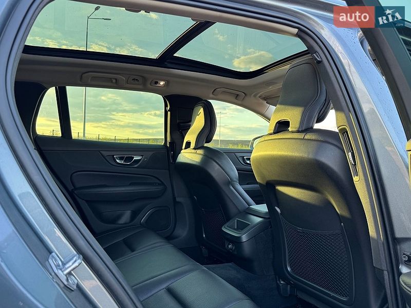 Универсал Volvo V60 2019 в Ровно