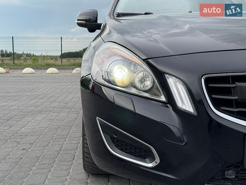 Универсал Volvo V60 2013 в Радивилове фото 4 Универсал Volvo V60 2013 в Радивилове