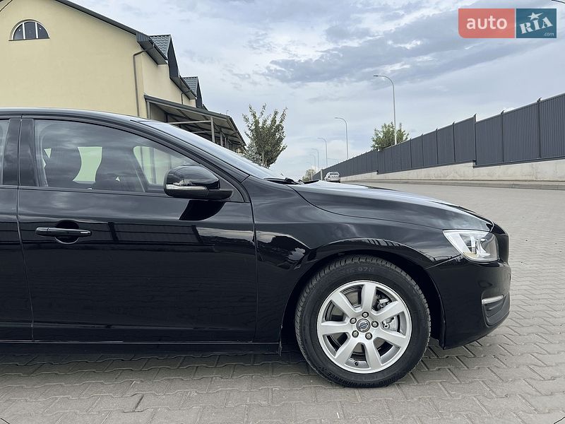 Универсал Volvo V60 2015 в Луцке