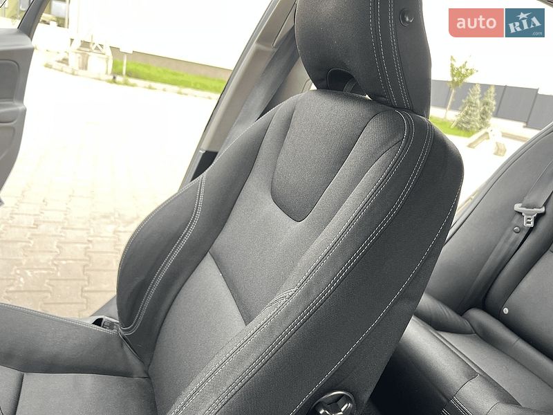 Универсал Volvo V60 2015 в Луцке