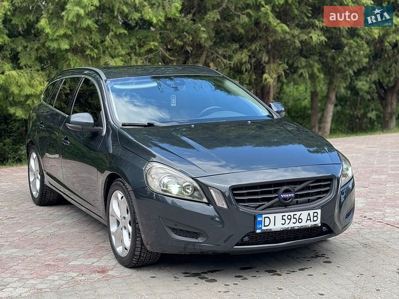 Volvo V60 2011 Volvo V60 2011