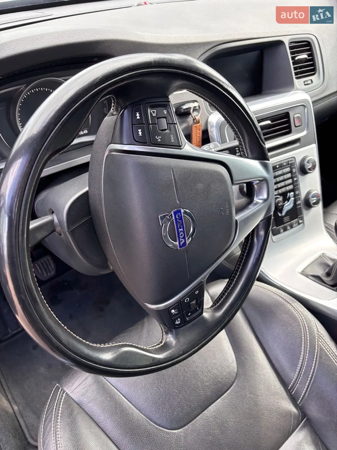 2018 Volvo V60 - мініатюра 14