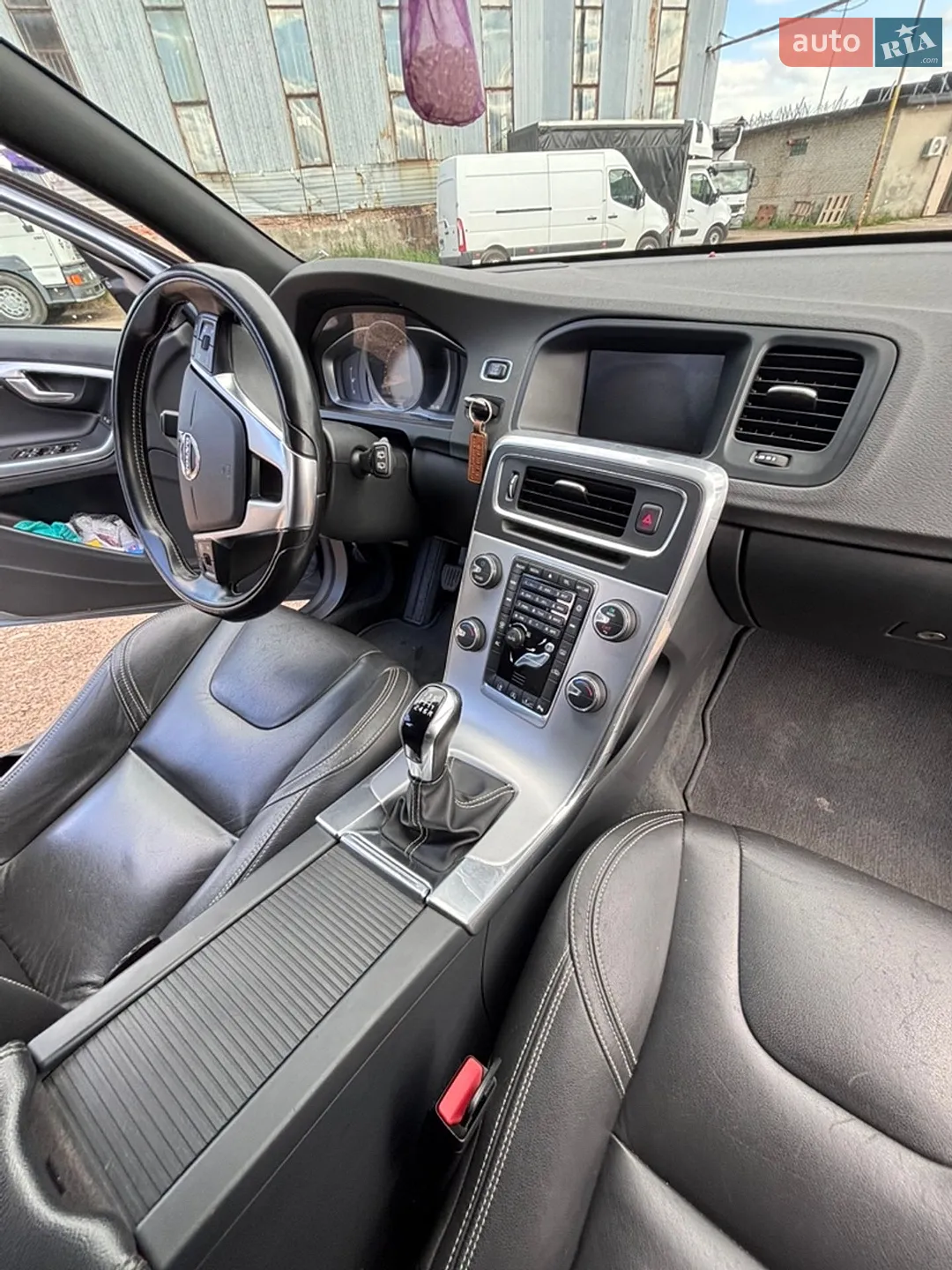 2018 Volvo V60 - мініатюра 17