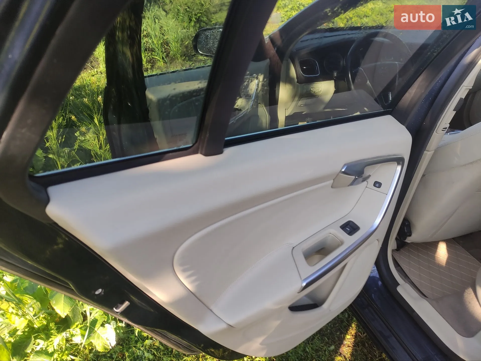 2012 Volvo V60 - мініатюра 11