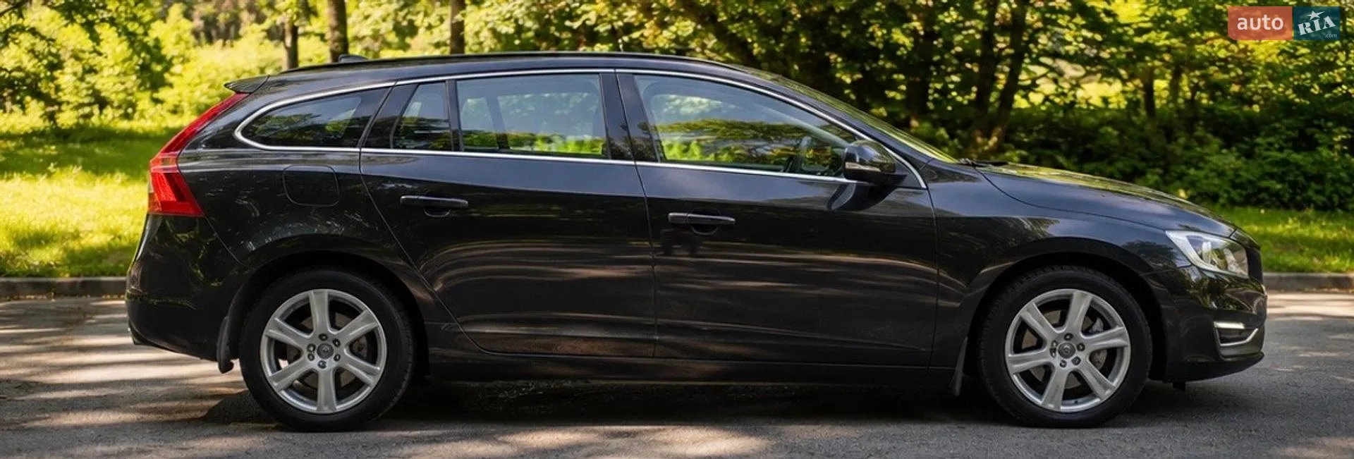 2015 Volvo V60 - мініатюра 11