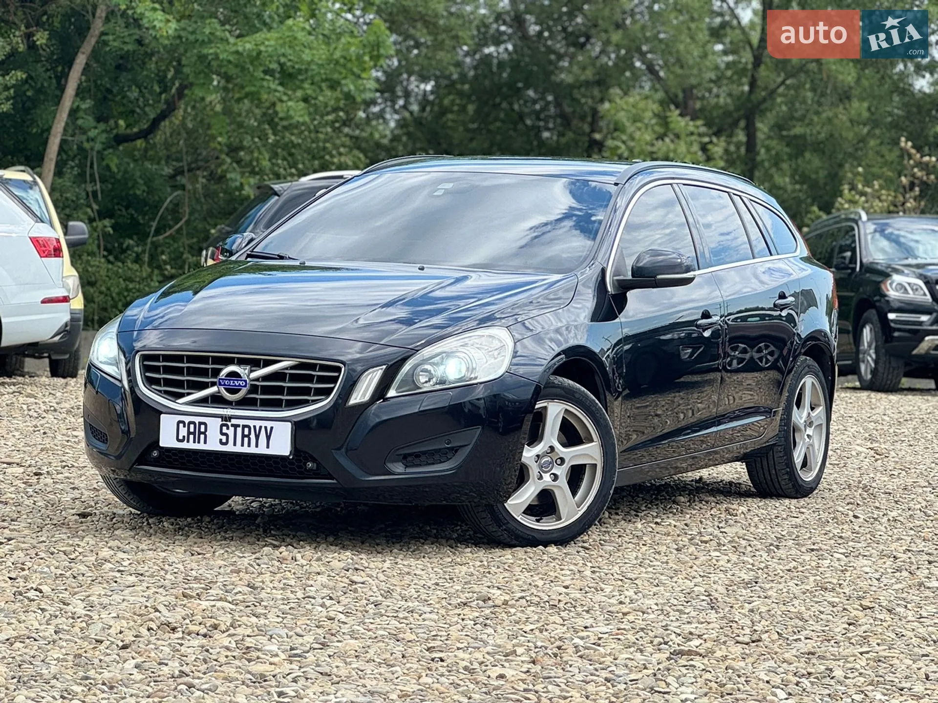 2010 Volvo V60 - фото 1