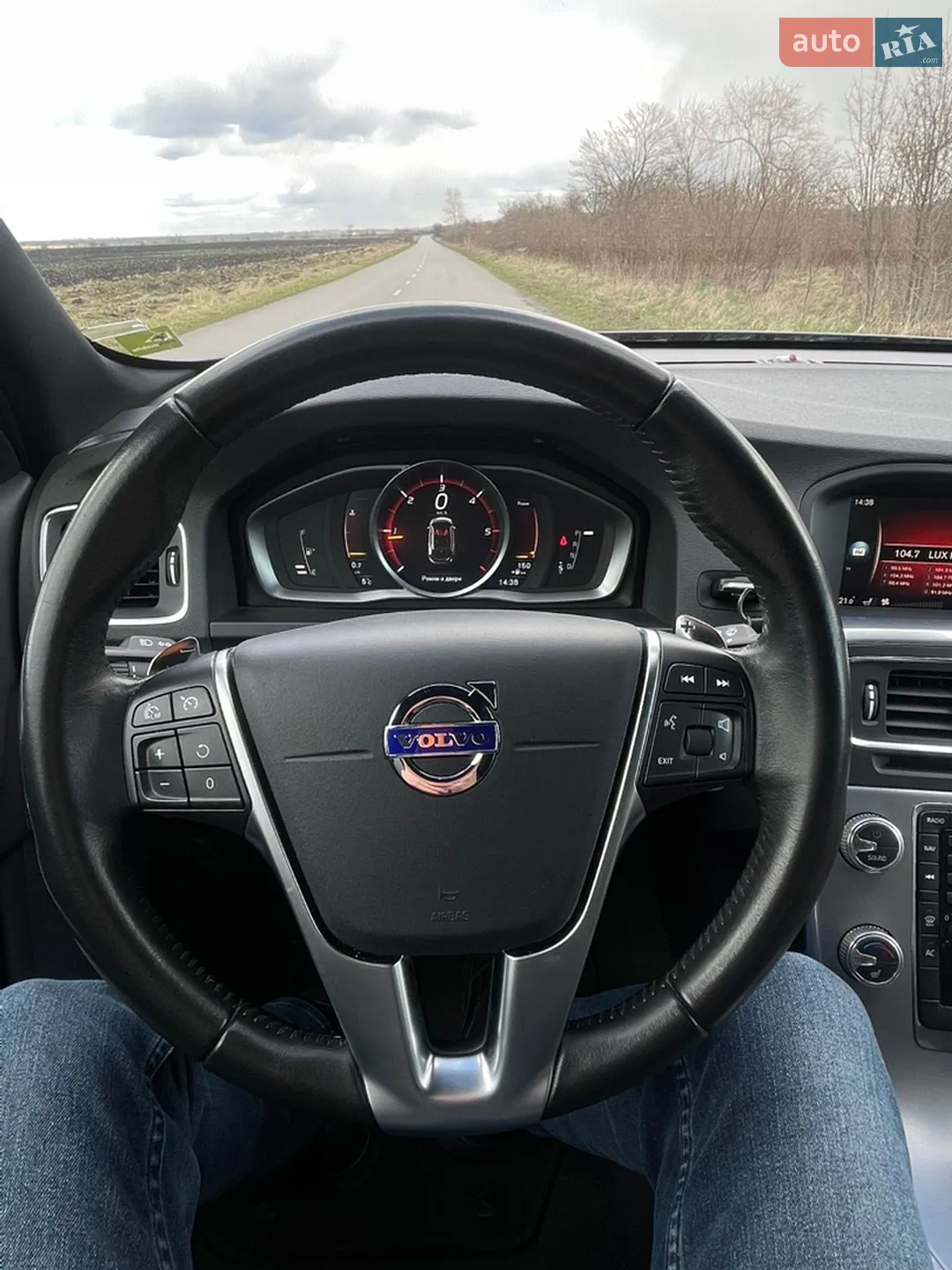 2017 Volvo V60 - мініатюра 9