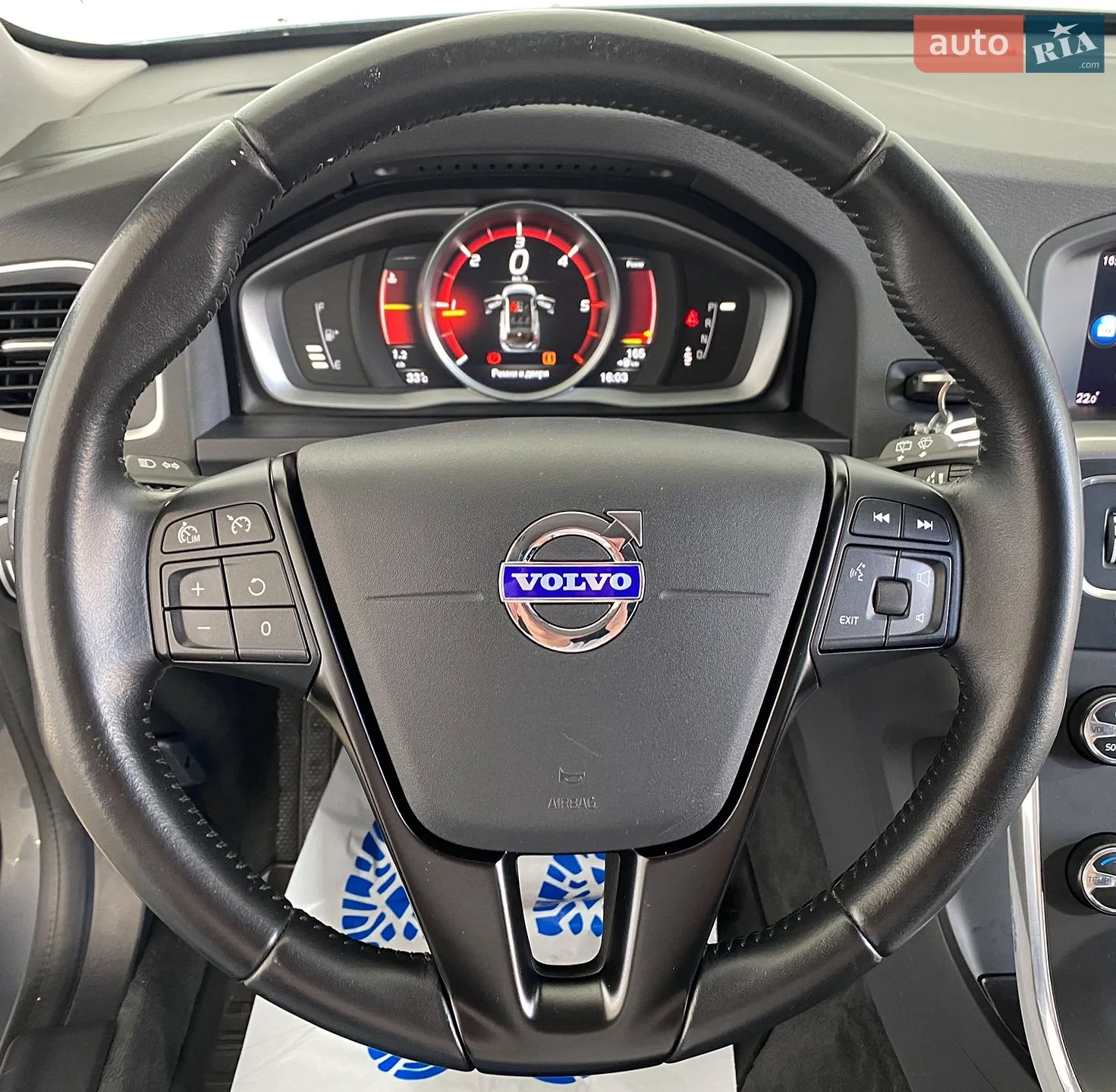 2018 Volvo V60 - мініатюра 16