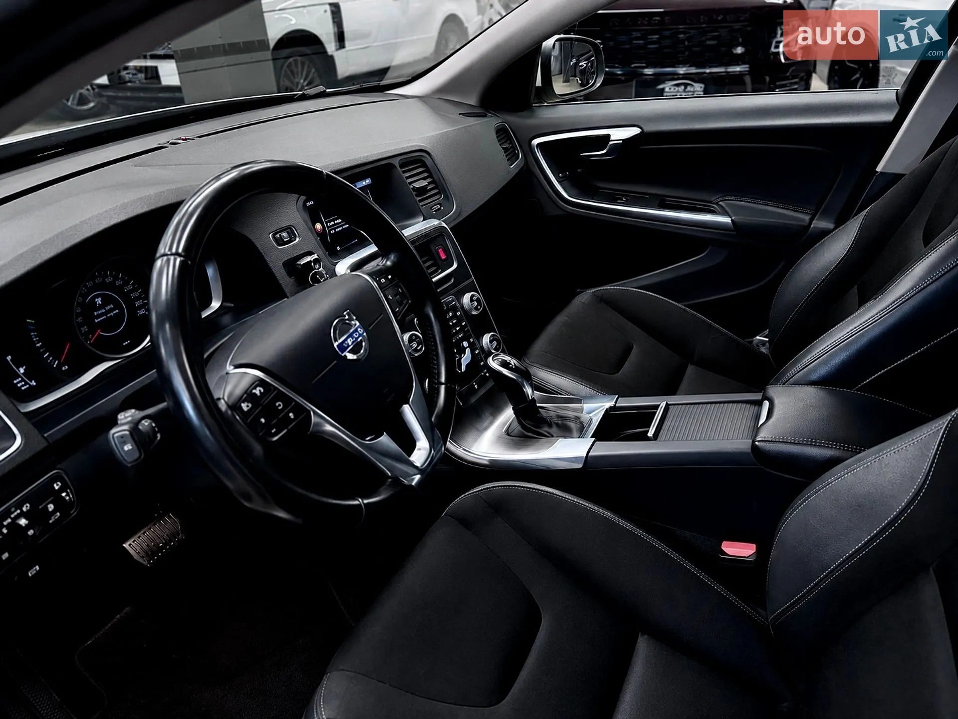 2016 Volvo V60 - мініатюра 7
