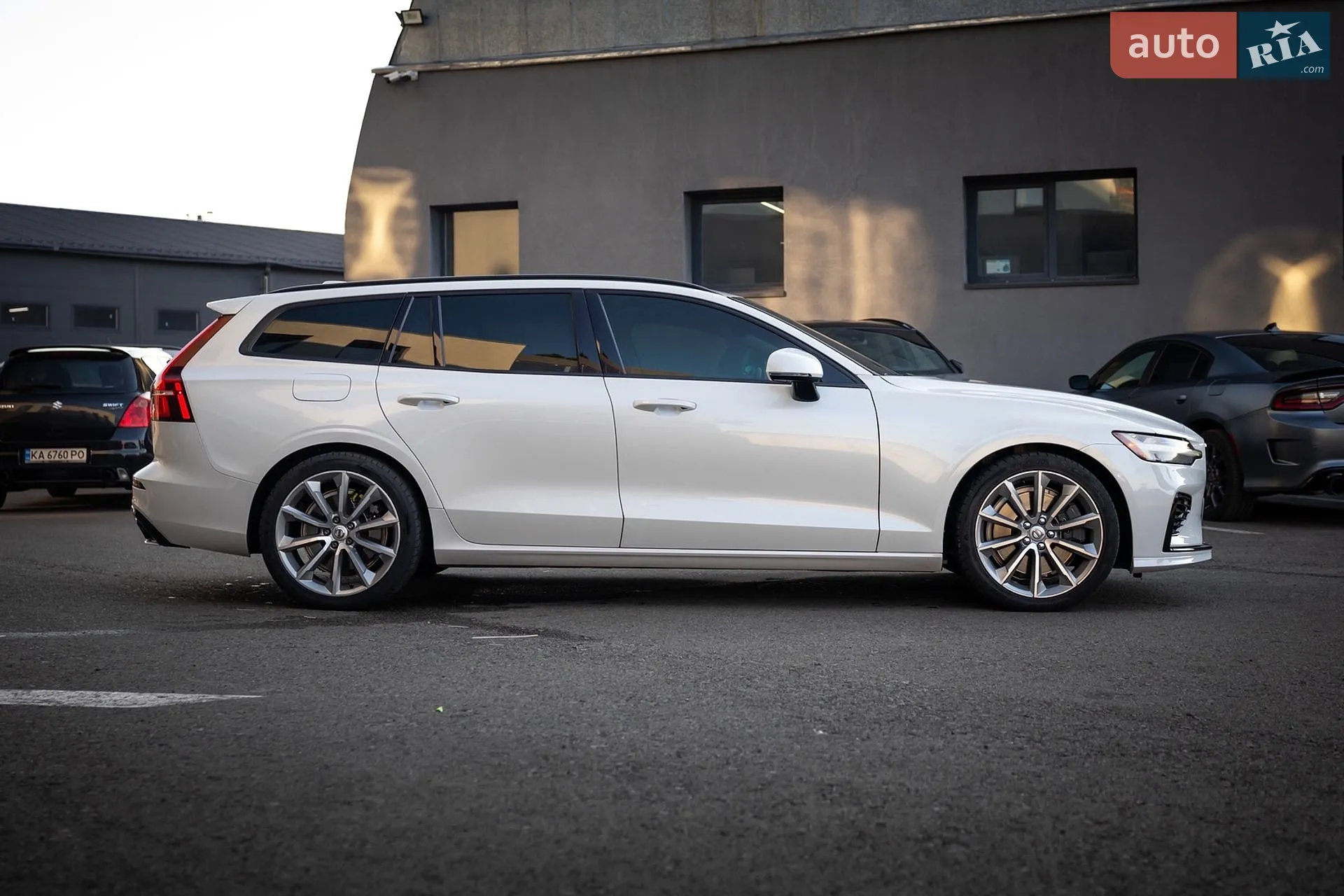 2019 Volvo V60 - мініатюра 11