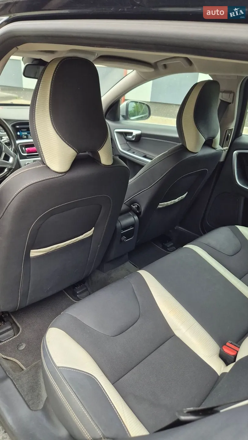 2011 Volvo V60 - мініатюра 61