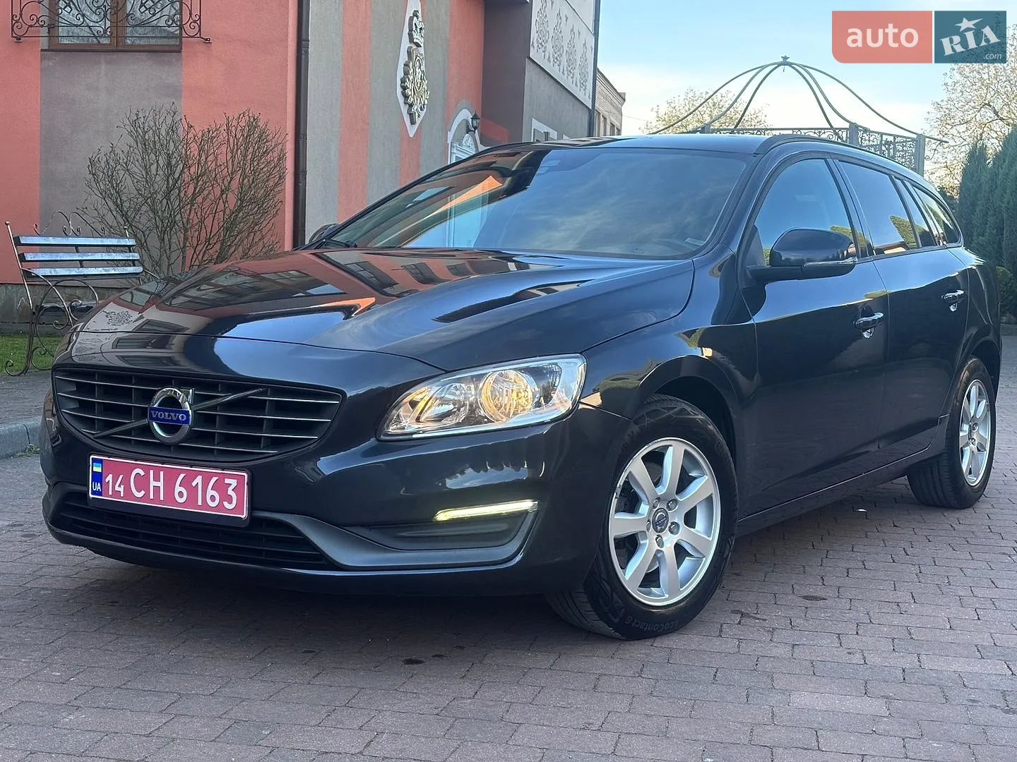 2015 Volvo V60 - мініатюра 31