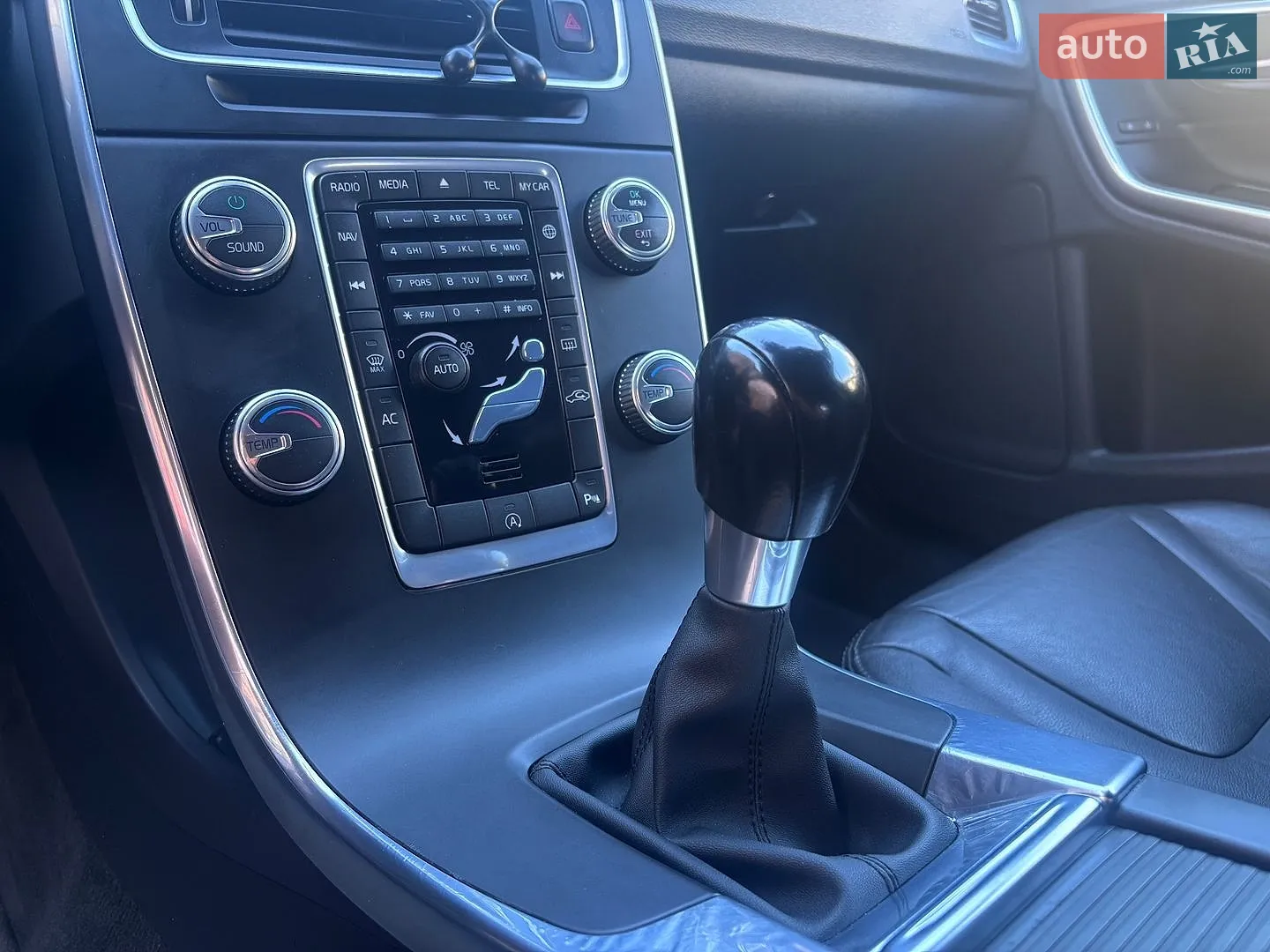 2015 Volvo V60 - мініатюра 154