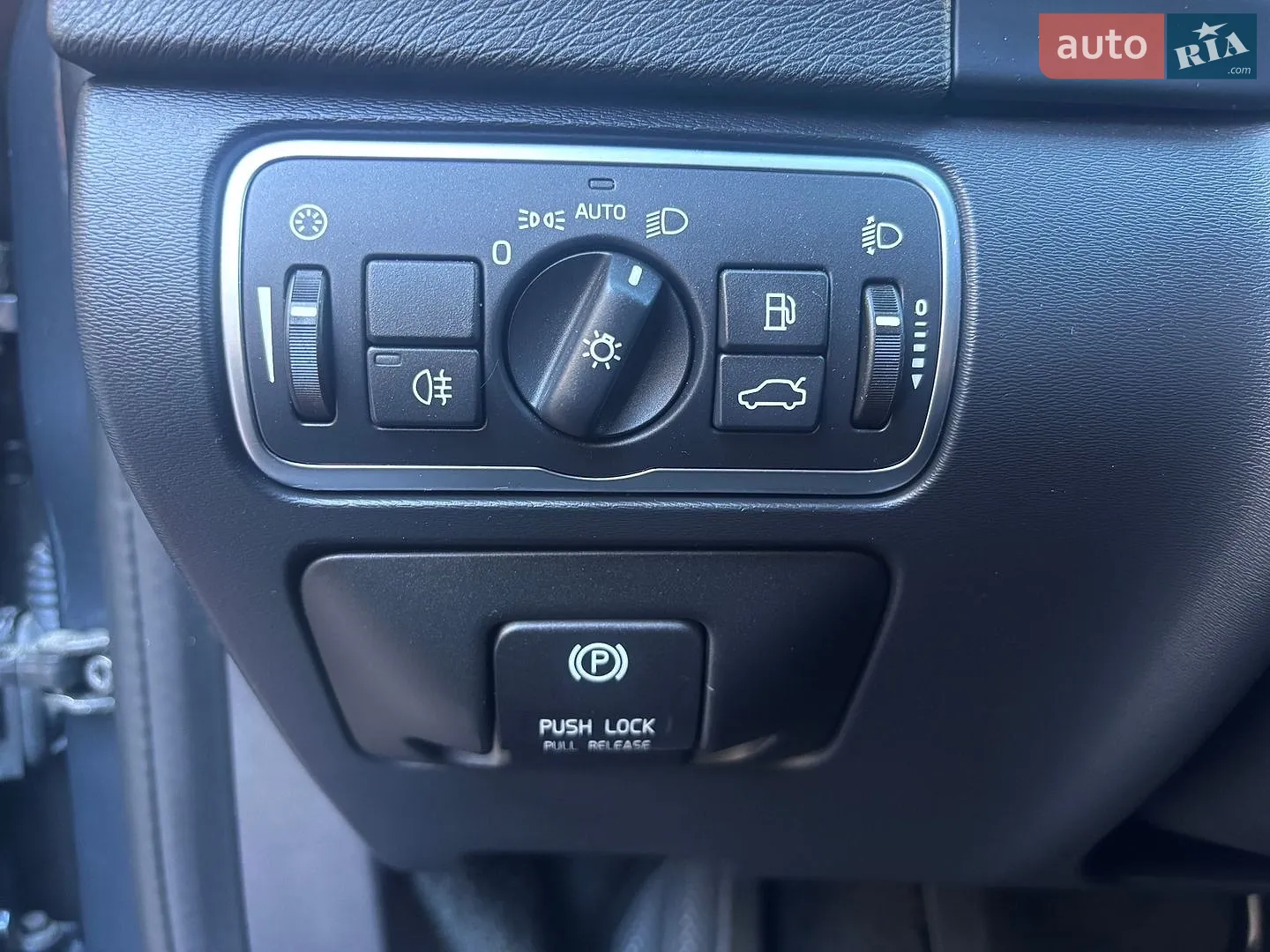 2015 Volvo V60 - мініатюра 156