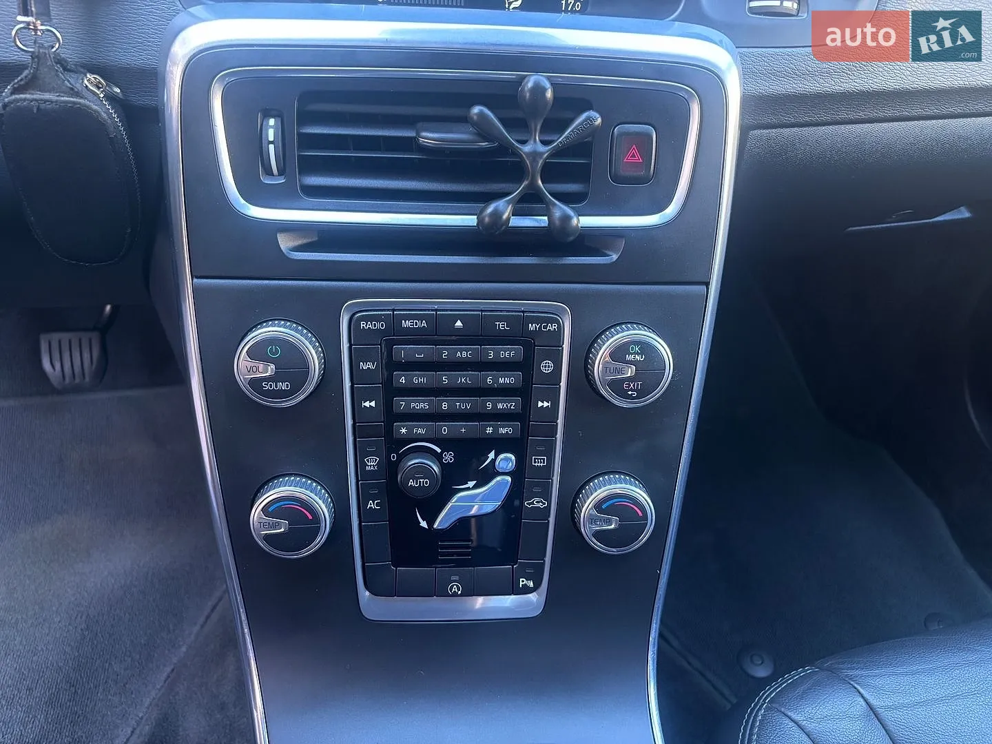 2015 Volvo V60 - мініатюра 162