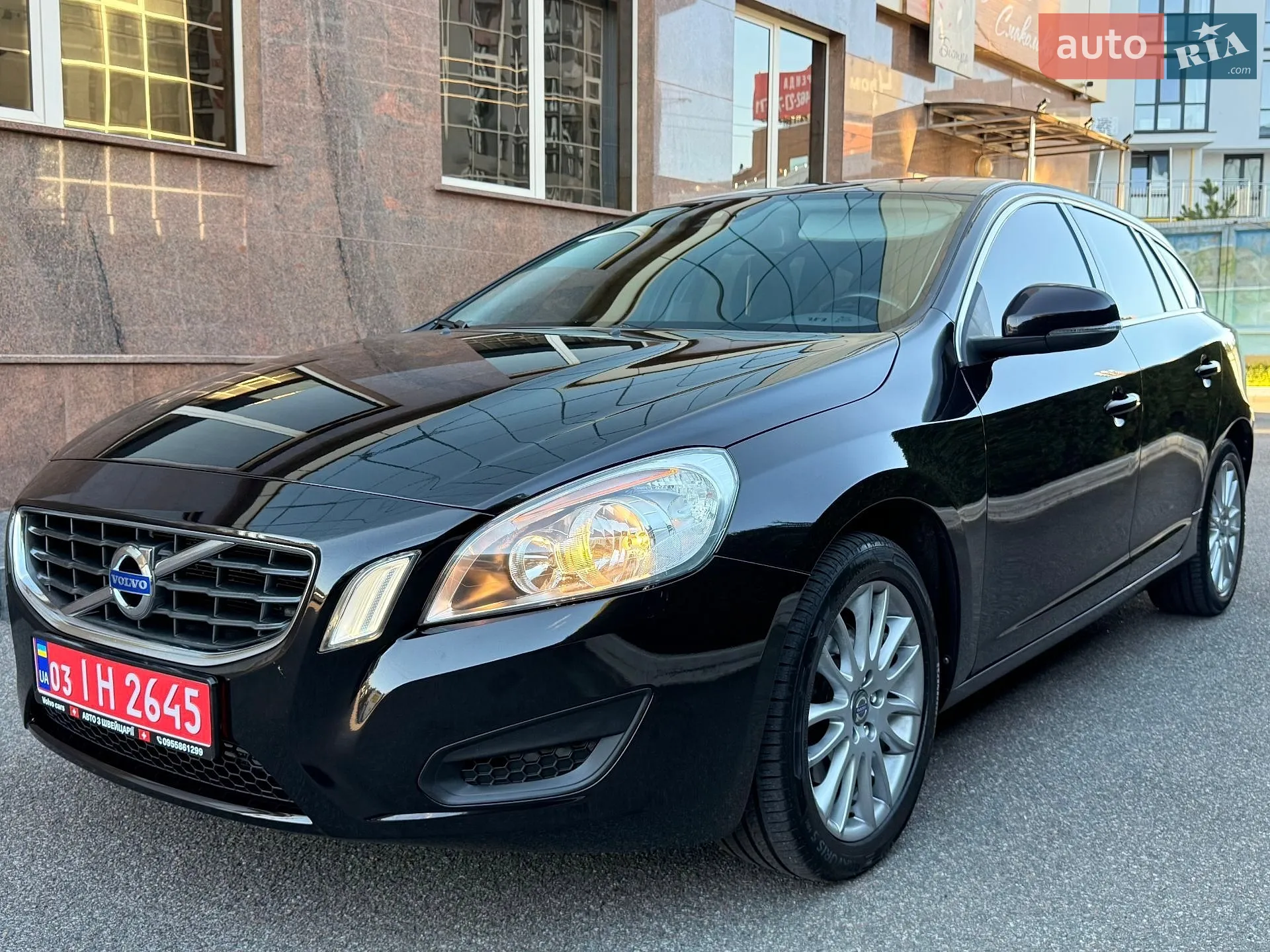 2011 Volvo V60 - фото 1