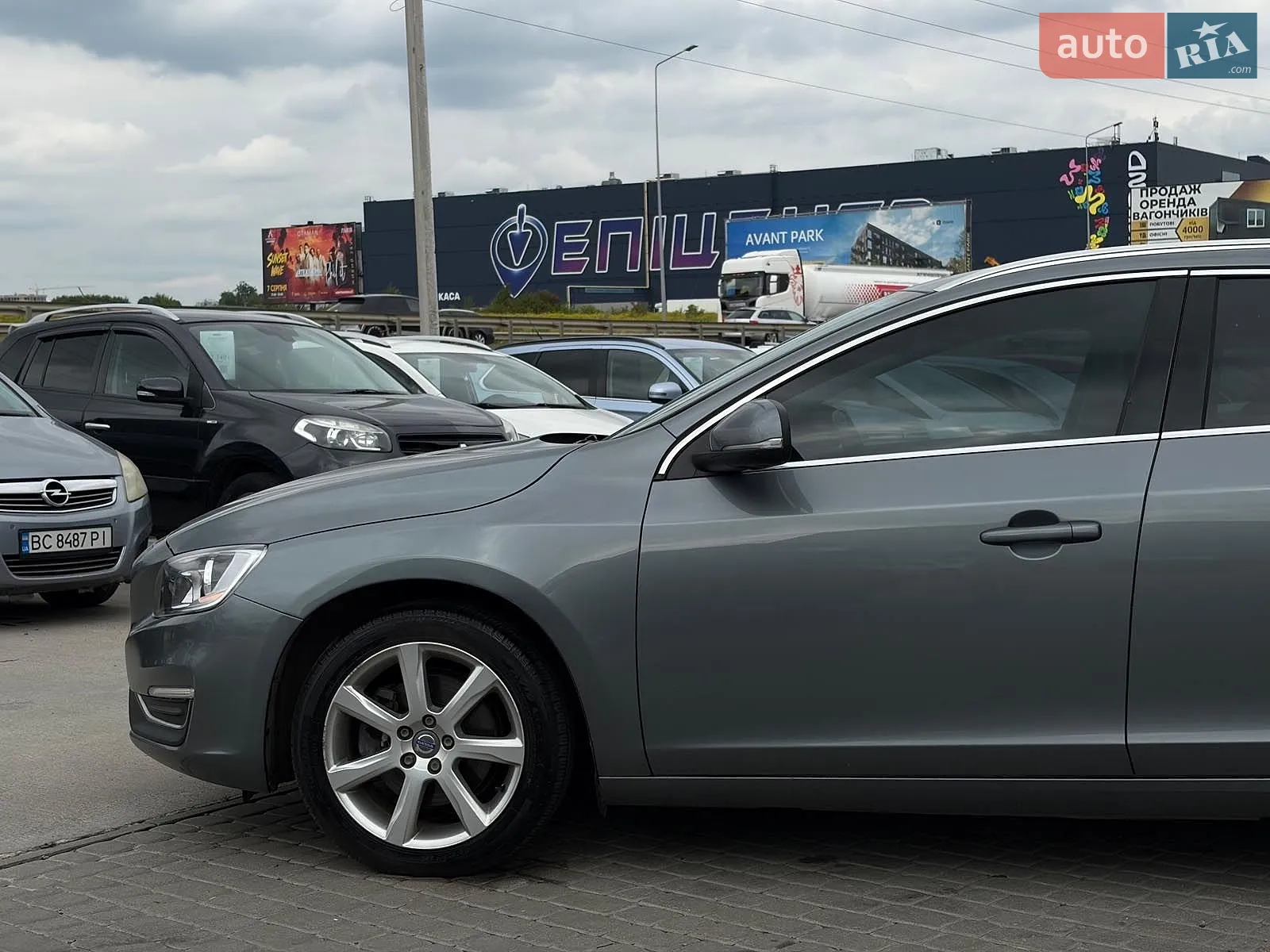 2015 Volvo V60 - мініатюра 13
