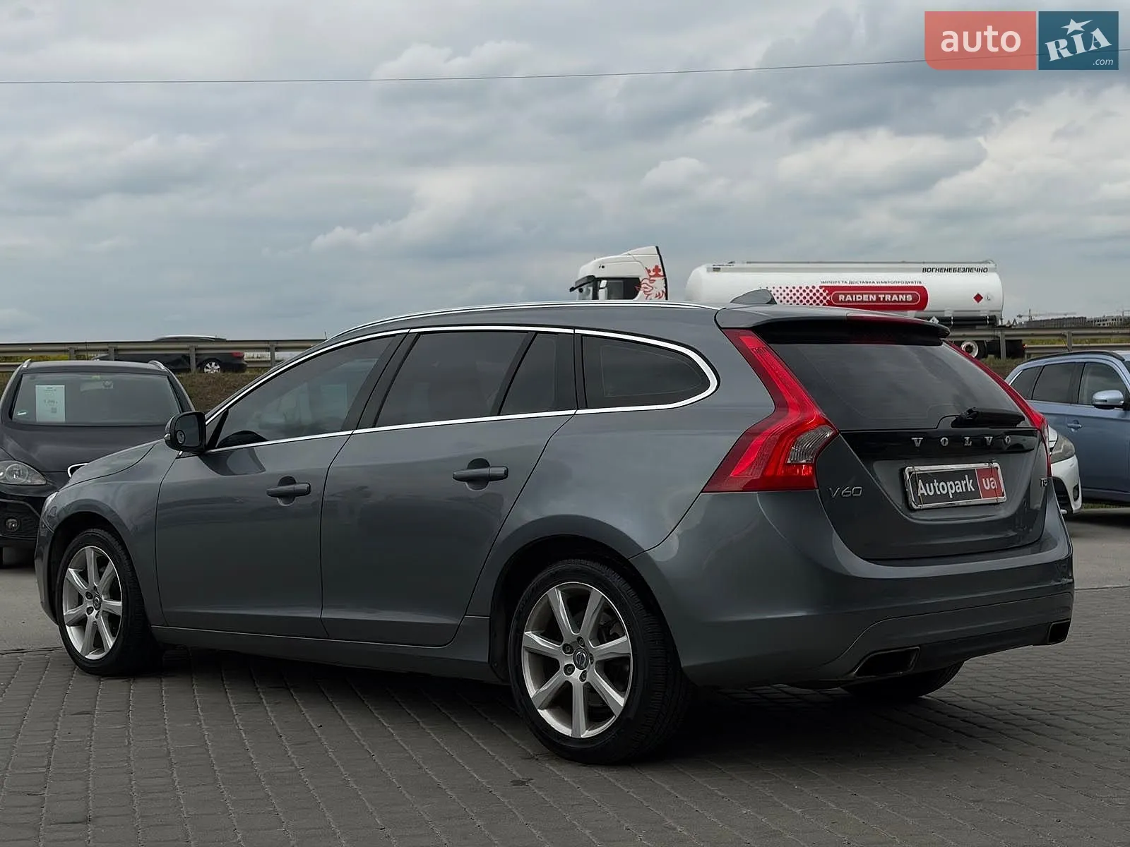 2015 Volvo V60 - мініатюра 10