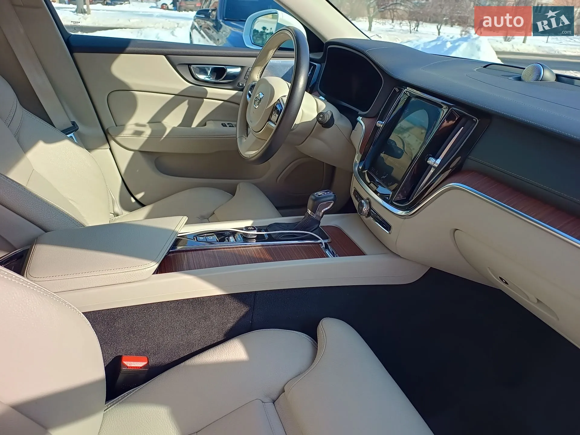 2019 Volvo V60 - мініатюра 13