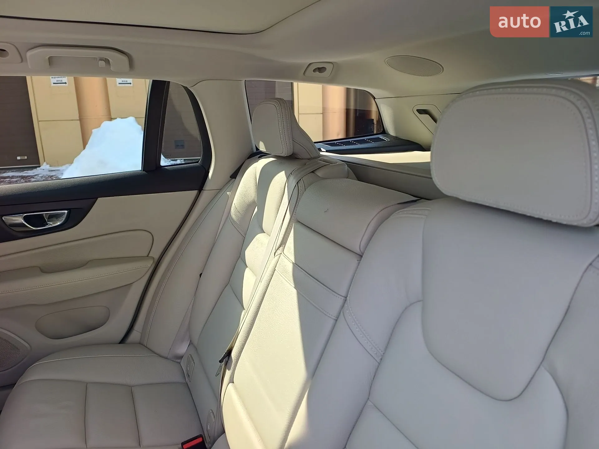 2019 Volvo V60 - мініатюра 20