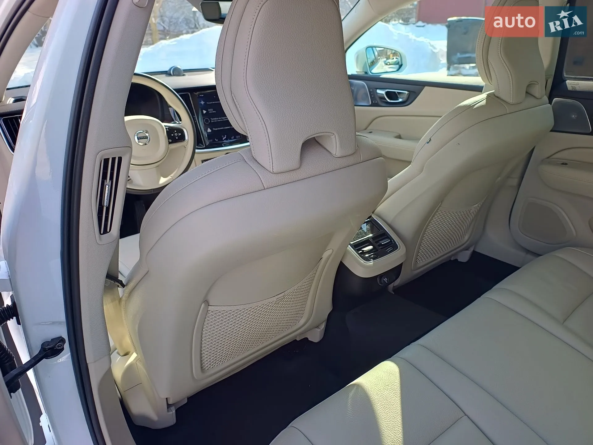 2019 Volvo V60 - мініатюра 19
