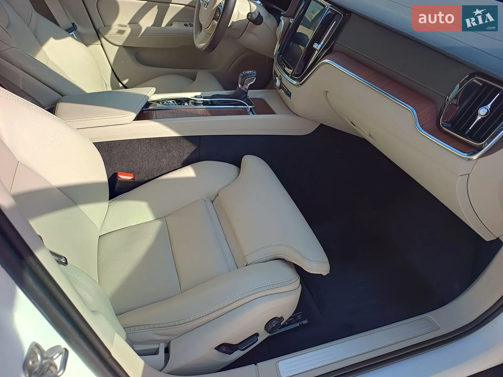 2019 Volvo V60 - мініатюра 17
